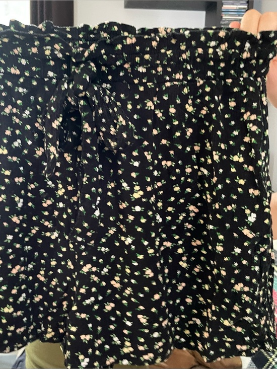 H&M Pants - Divided by H&M Black Floral Women Shorts